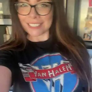 Meet your Posher, Merisa